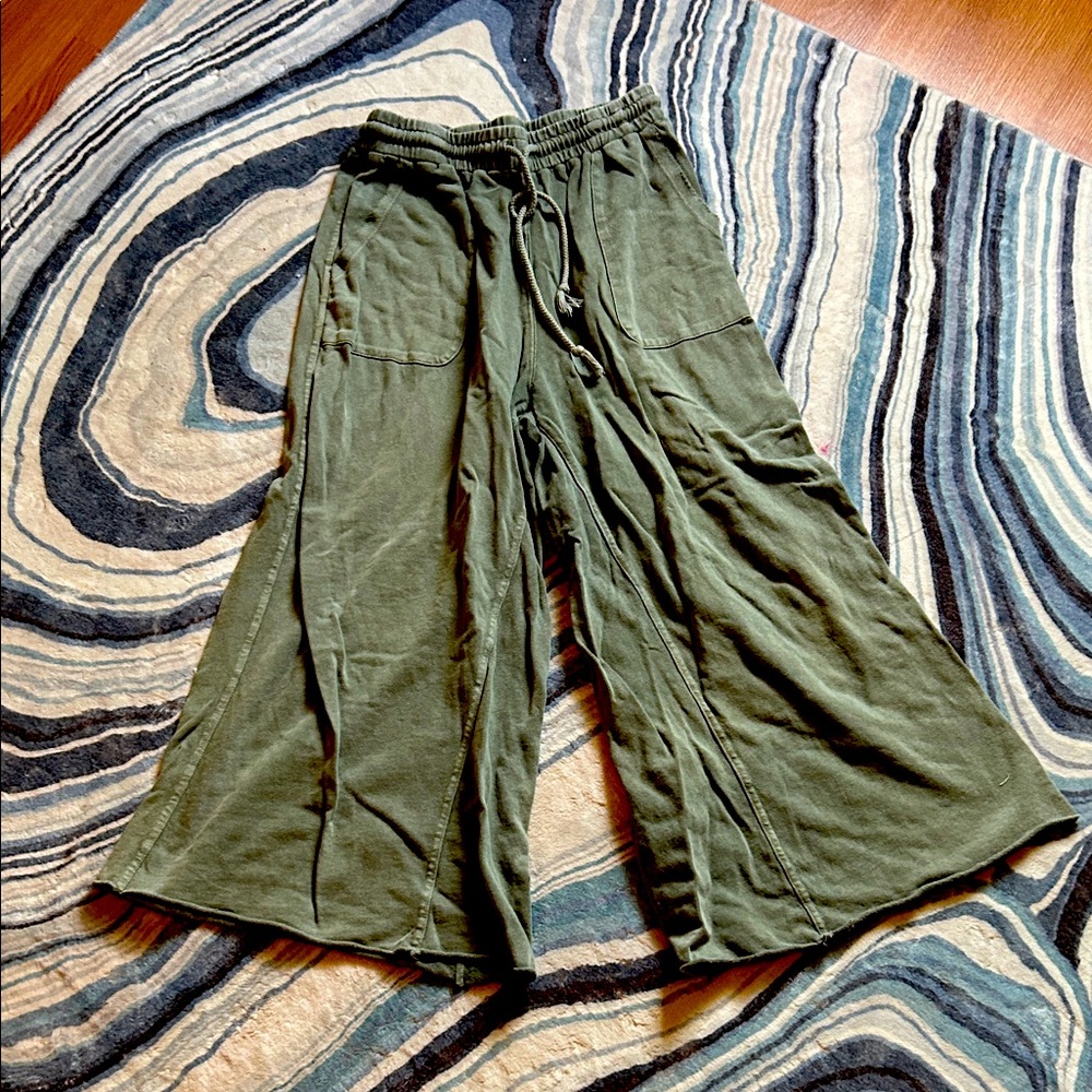 Easel Olive Green Wide-Leg Pants